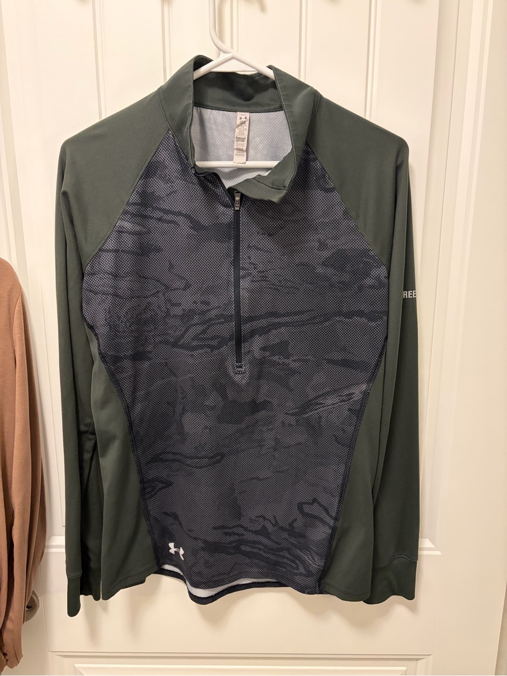 Under Armour Women’s Olive Green/Charcoal Half-Zip Performance Pullover